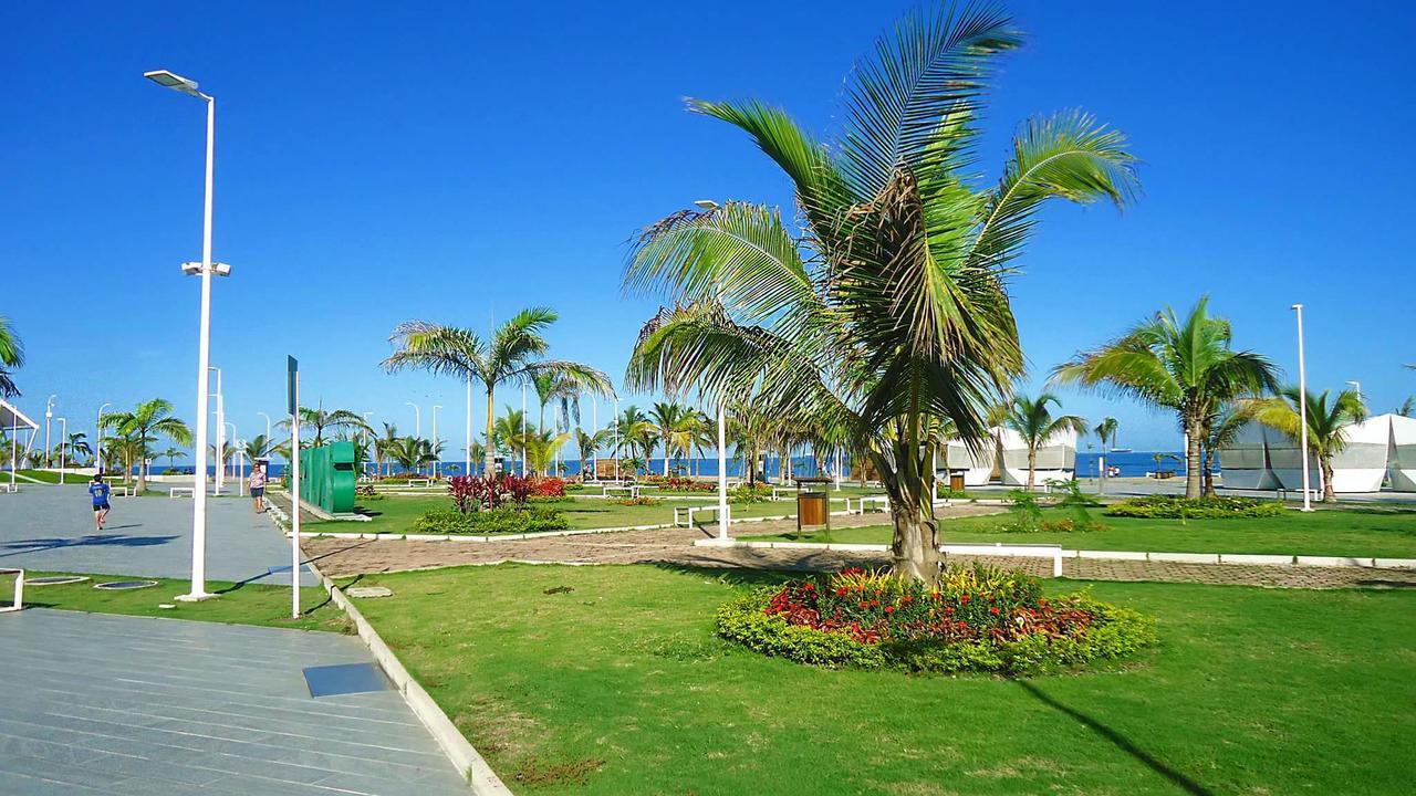 Hotel Las Palmas Эсмеральдас Экстерьер фото